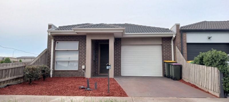 14 Jarama Boulevard, Epping