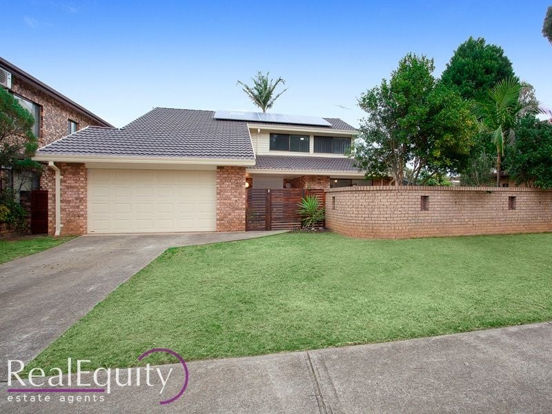 Real Estate For Sale 4 Norton Avenue Chipping Norton , NSW