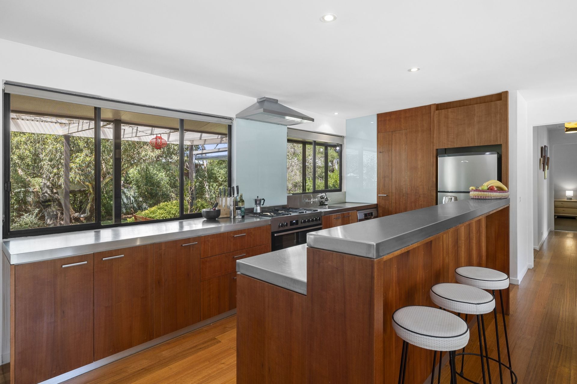 11 Kurrajong Avenue, Aireys Inlet - Thumbnail 8