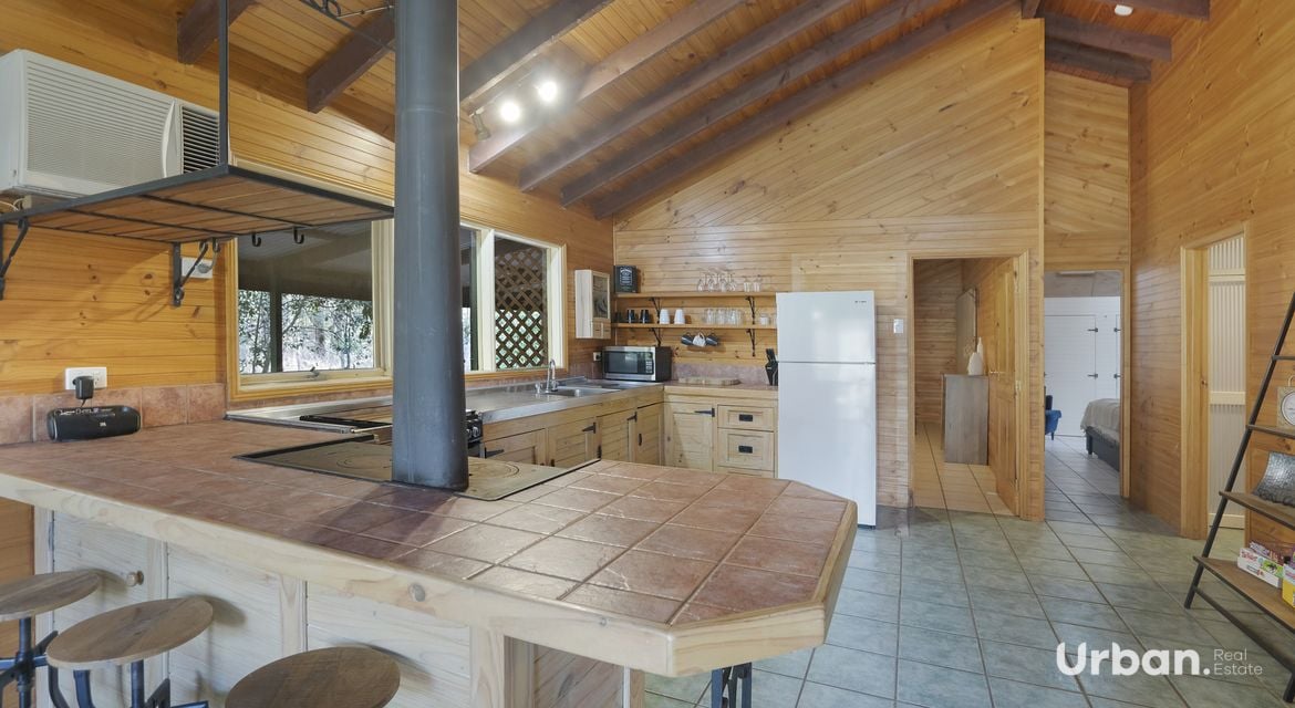 Ellalong 441 Wallaby Gully Road