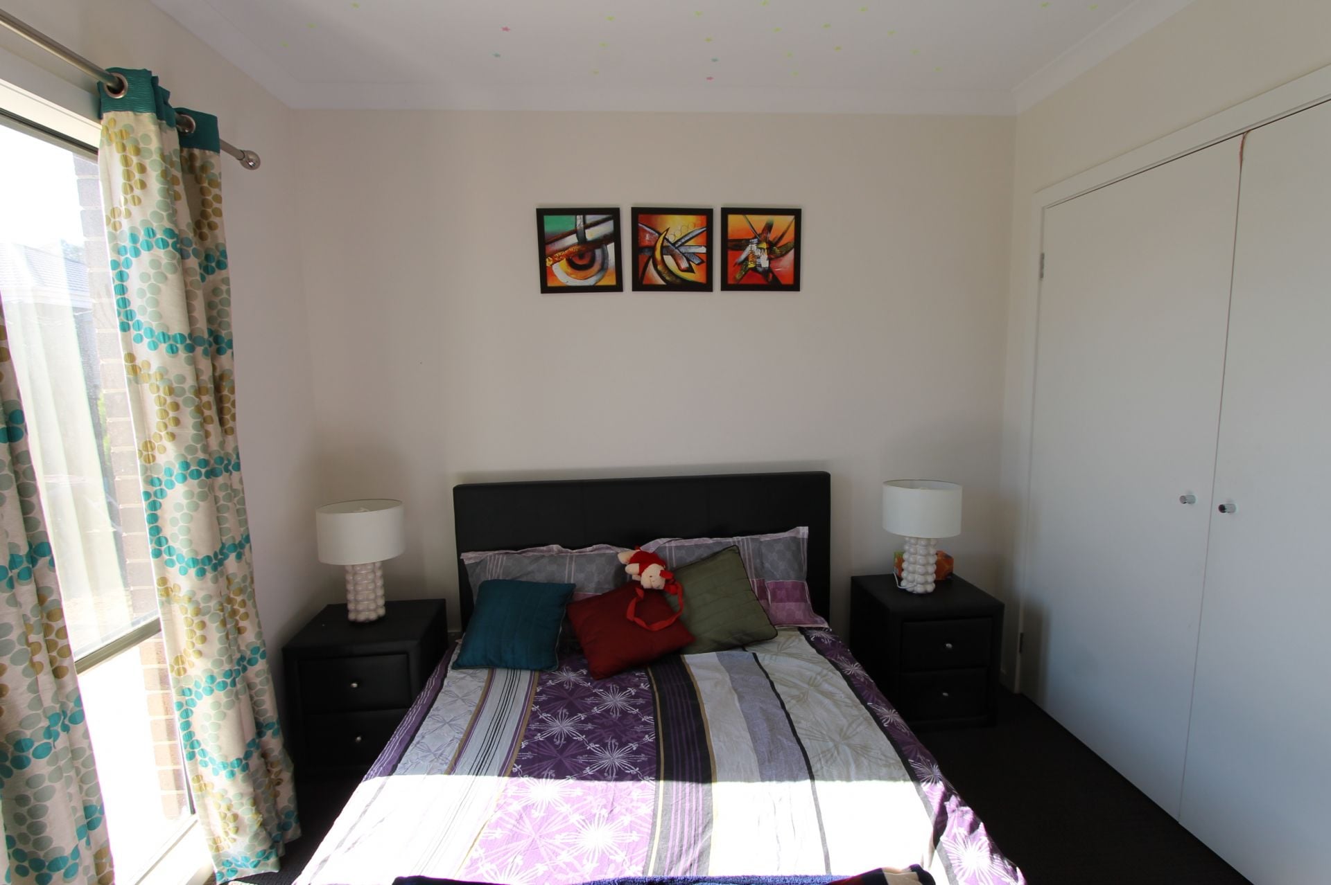 Beautifully Presented Family Home