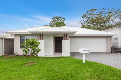14 Ventura Place, Port Macquarie, Port Macquarie - Thumbnail 2
