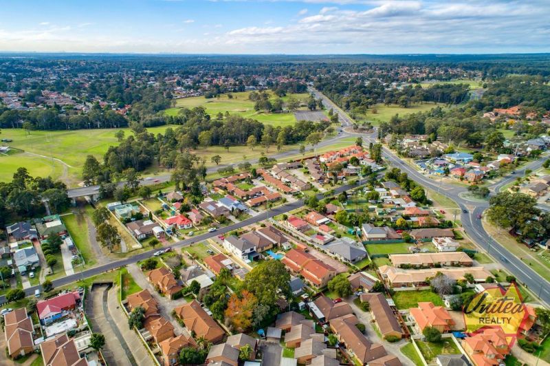 13 15 Gordon Avenue, Ingleburn United Realty