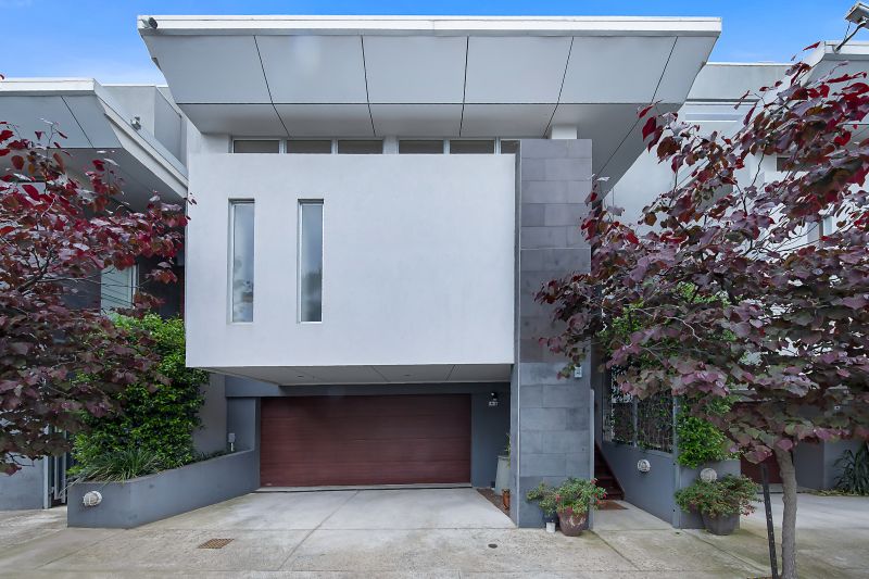 4/25 Crimea Street, St Kilda