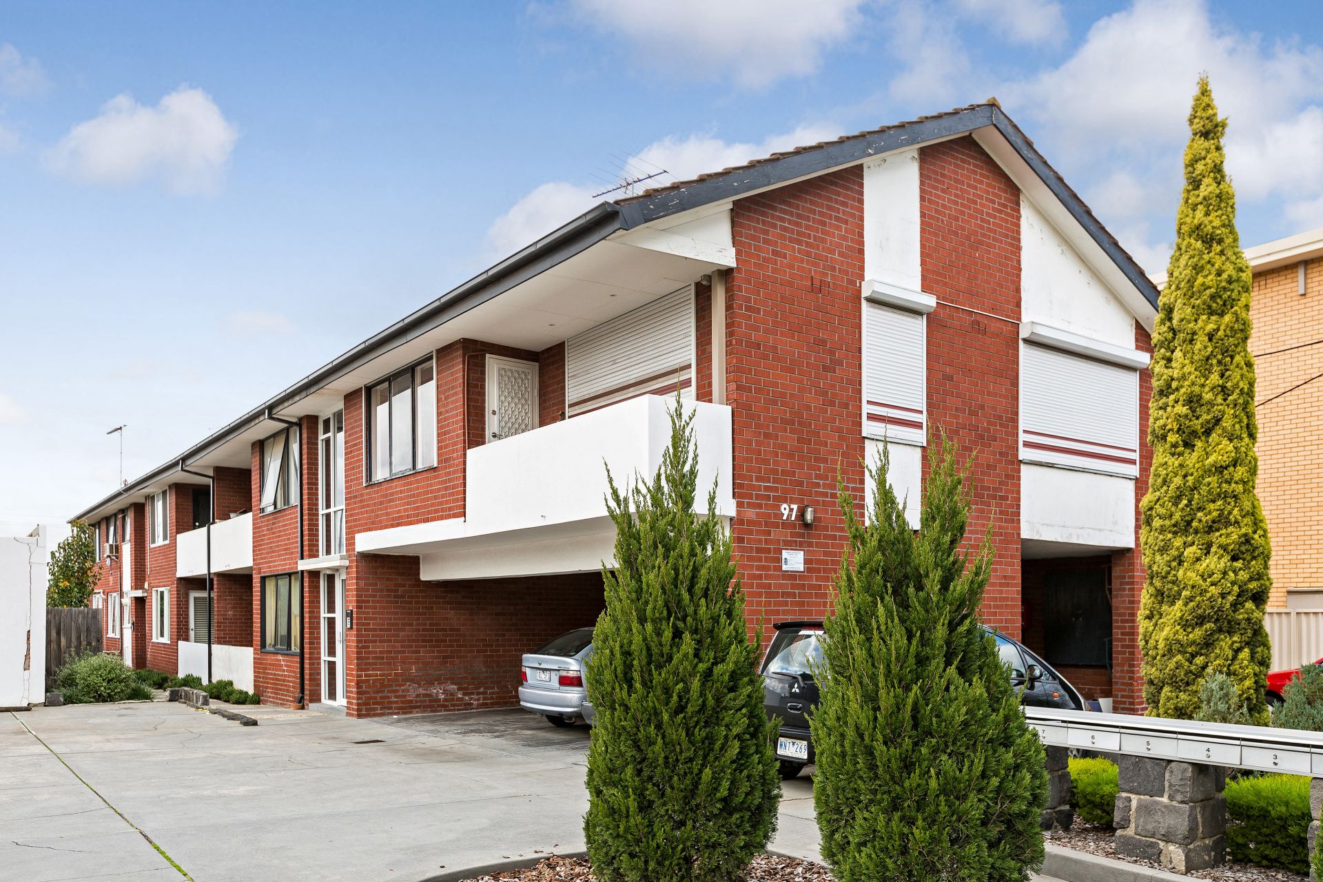 4/97 Cowper Street, Footscray - Thumbnail 2