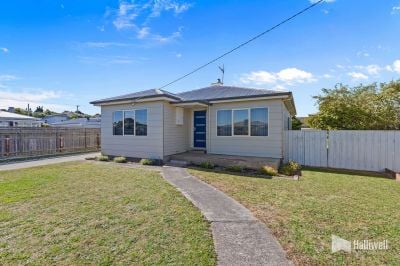 3
 
 
 
  
 
 
 1
 
 
 
  
 
 
 1
 
 
 
 
 
 
 
 98 Nicholls Street, Devonport TAS 7310, Devonport - Thumbnail 2