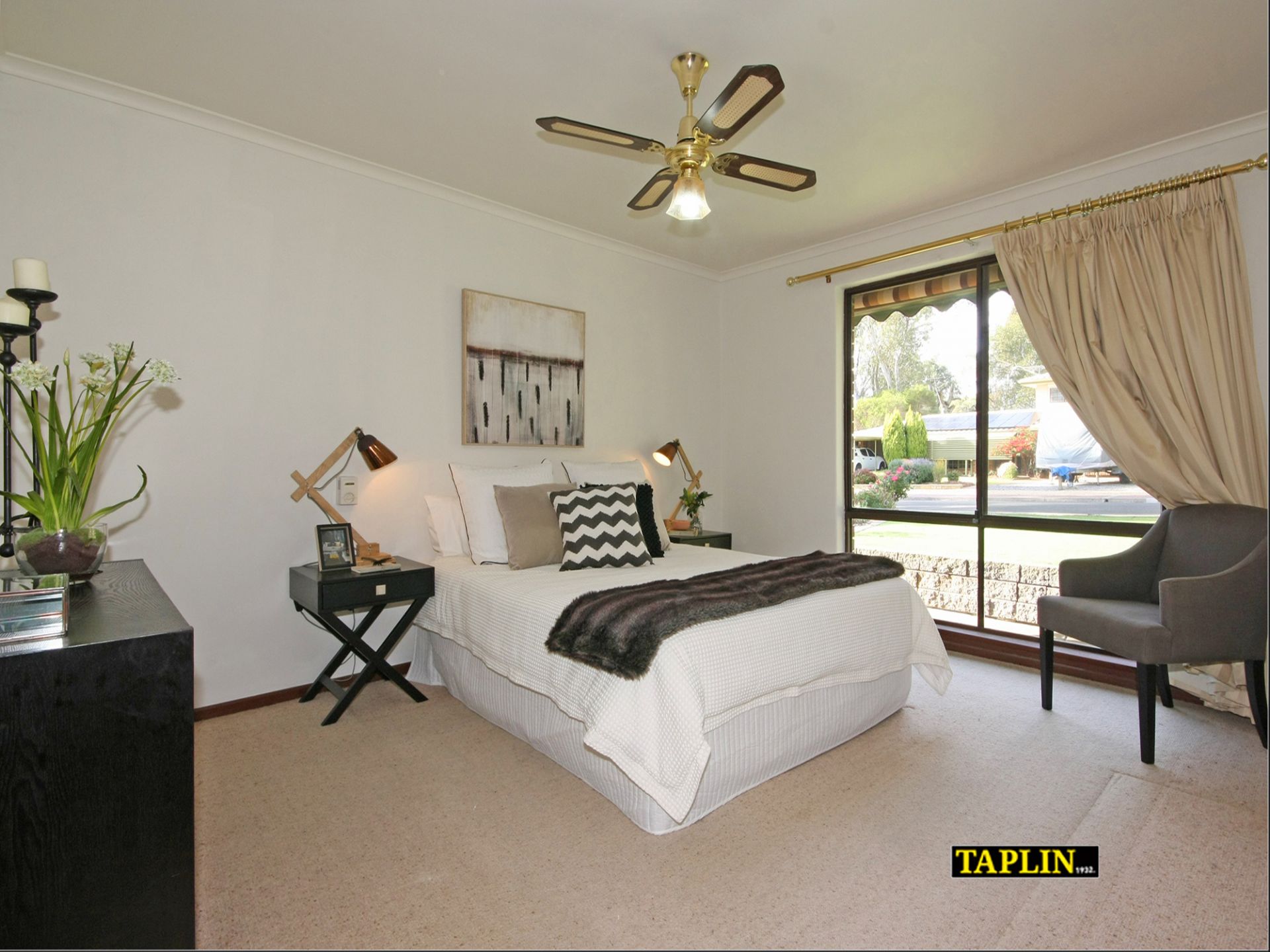 3 Brook Drive, Aberfoyle Park Taplin Real Estate