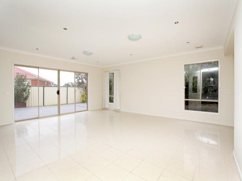 10 Inglewood Drive, Burnside Heights - Thumbnail 5