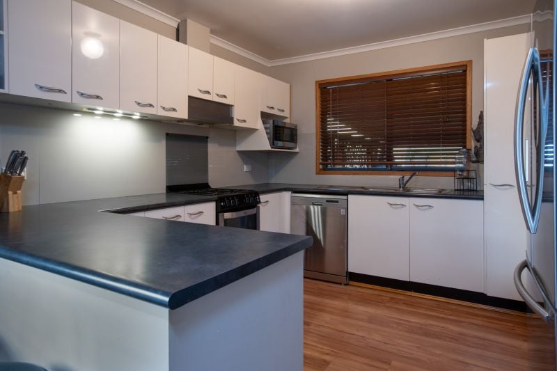 728 Lavis Street East Albury NSW, East Albury - Thumbnail 3