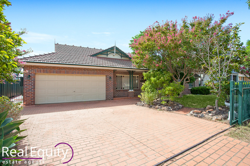 Real Estate For Lease 4 Abingdon Street Chipping Norton , NSW