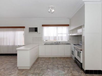 12 Hubble Street, East Fremantle