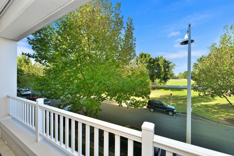 Real Estate For Lease 25/2026 Village Drive Breakfast Point , NSW