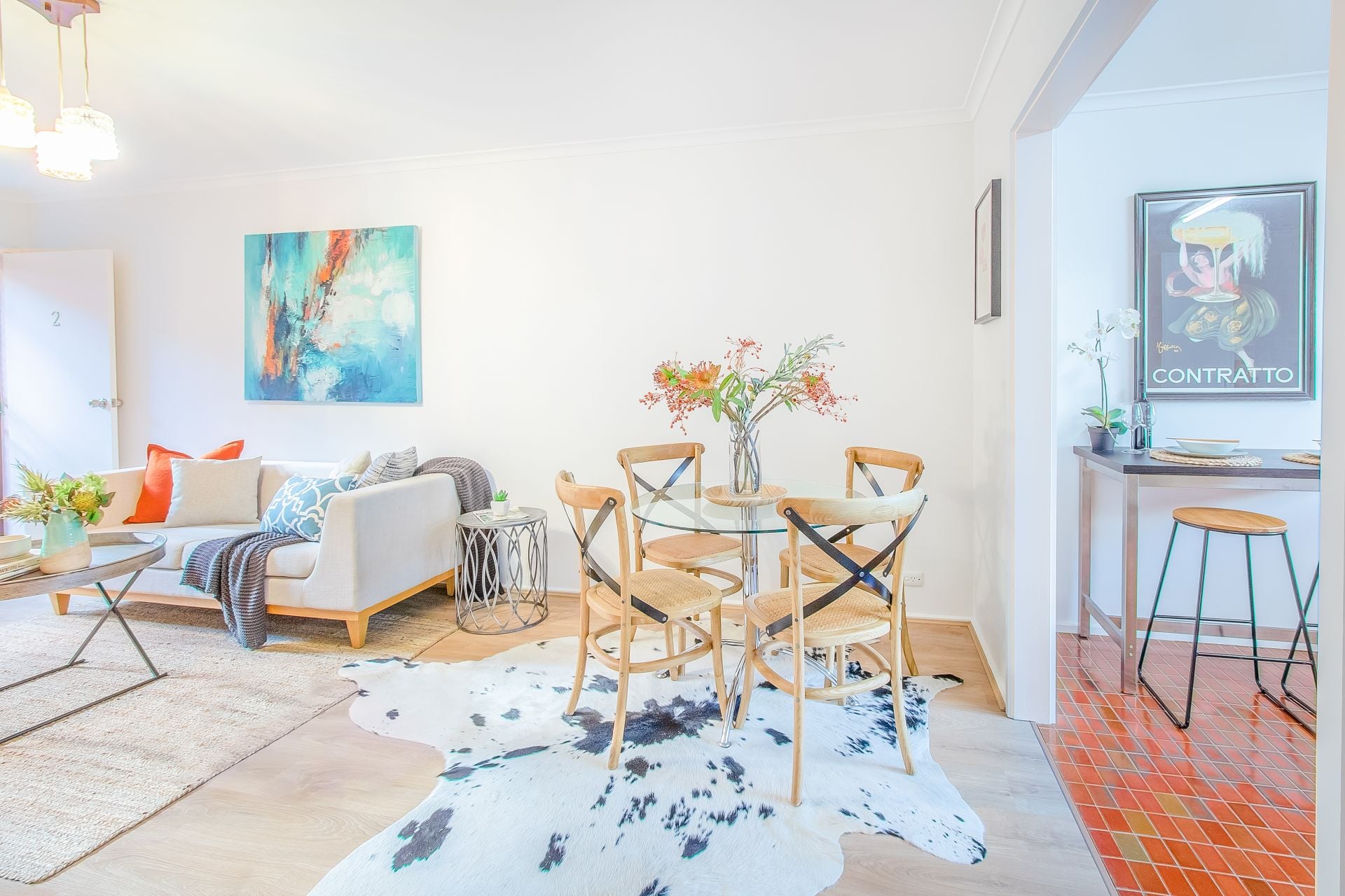 Neat, Stylish Living  For A Care-Free Lifestyle