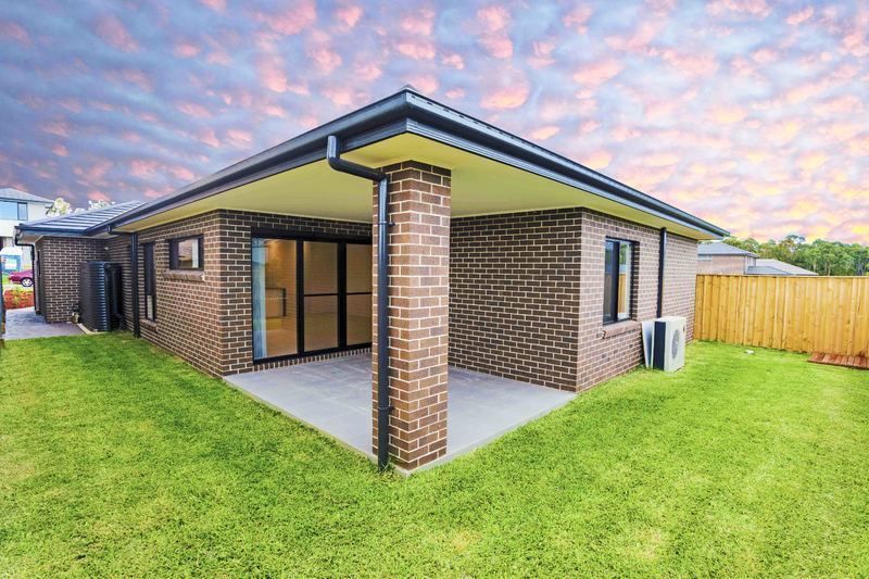 Colebee 38 Coronato Parade | Stone Ridge Estate