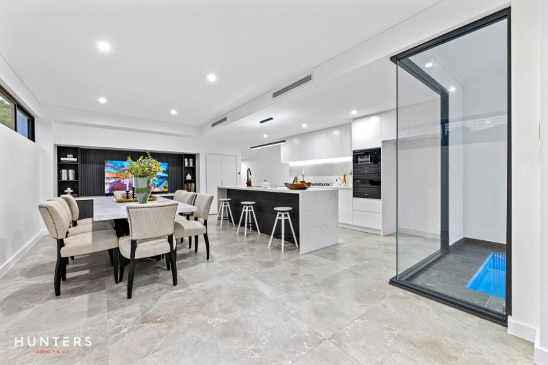 18A Mount Street, Constitution Hill