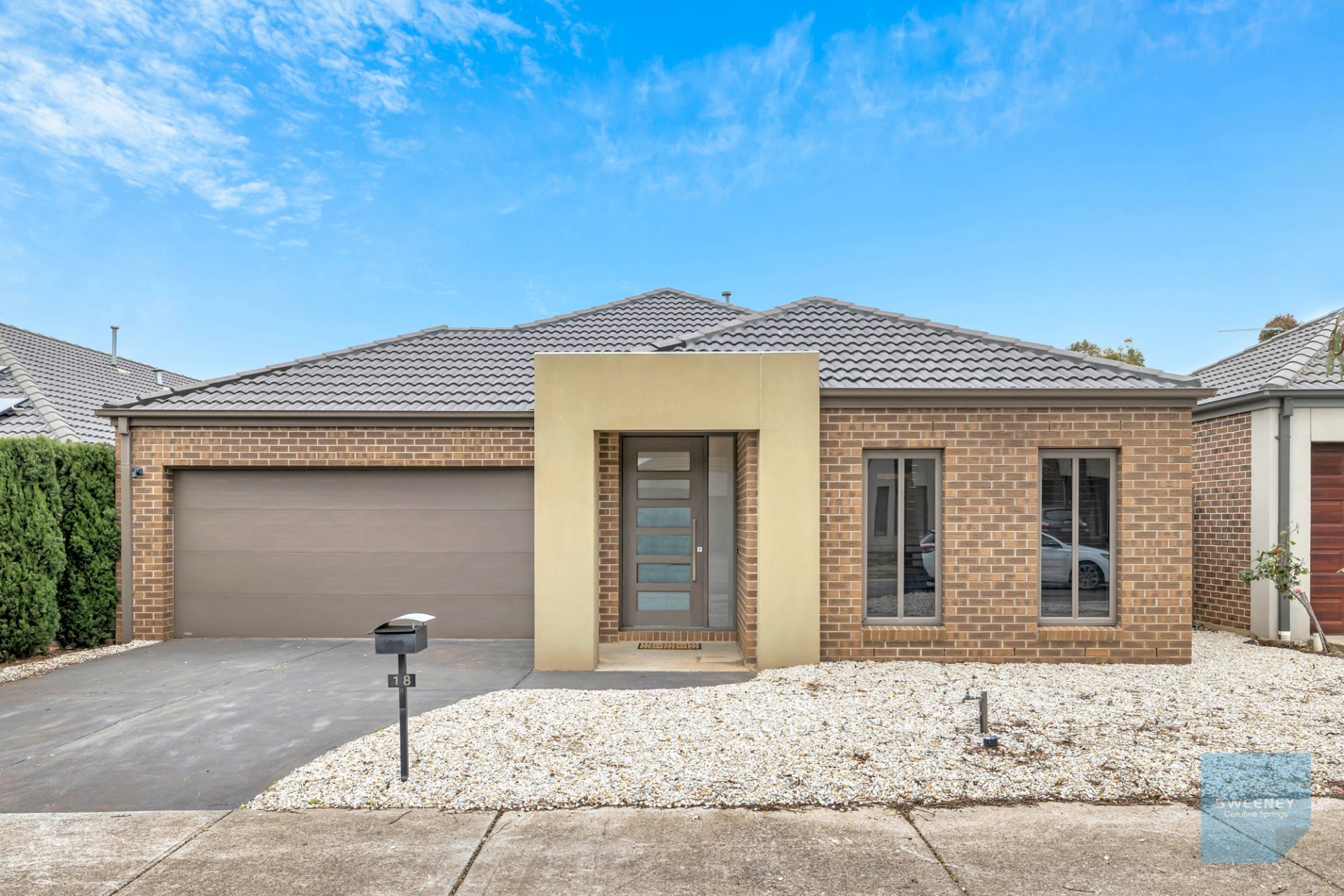 18 Derwent Close, Caroline Springs - Thumbnail 2