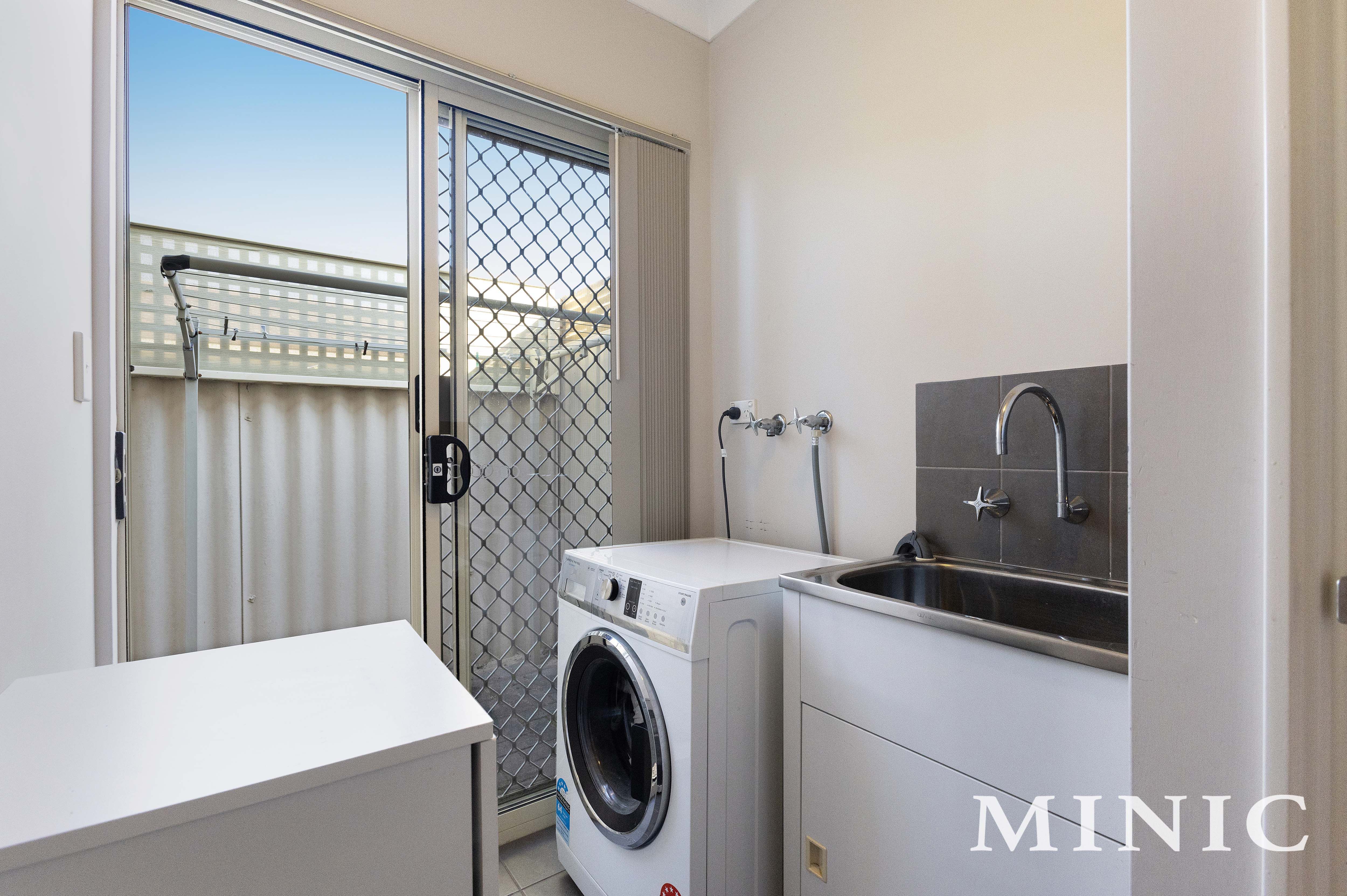 8/38 Henry Street, East Cannington