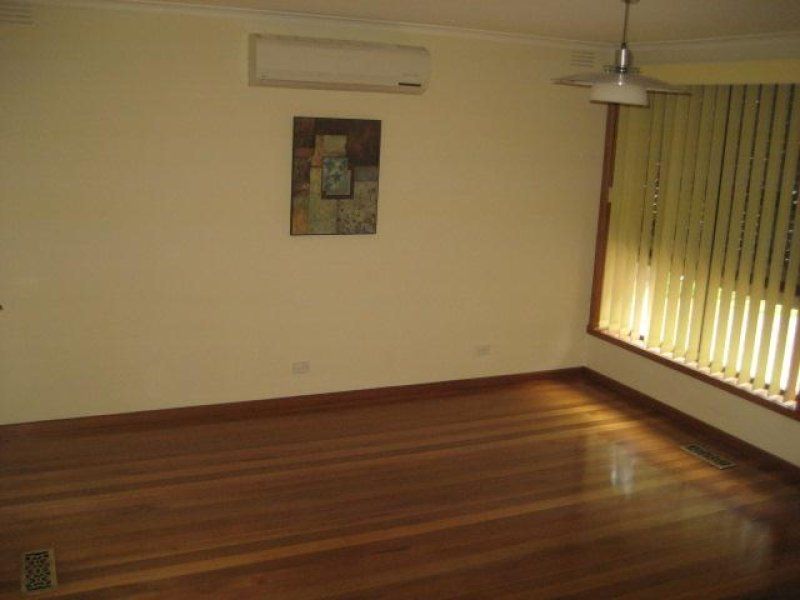 WALKING DISTANCE TO EVERYDAY AMENITIES!