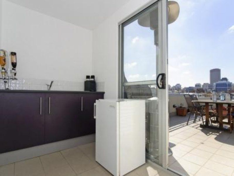 1/131 Gray Street Adelaide 5000