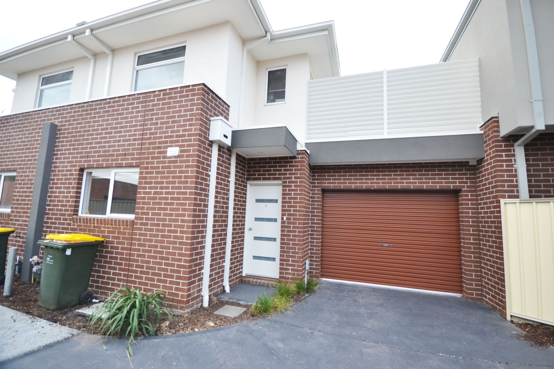 LOOKING FOR MODERN SOPHISTICATION? YOUR SEARCH IS OVER!