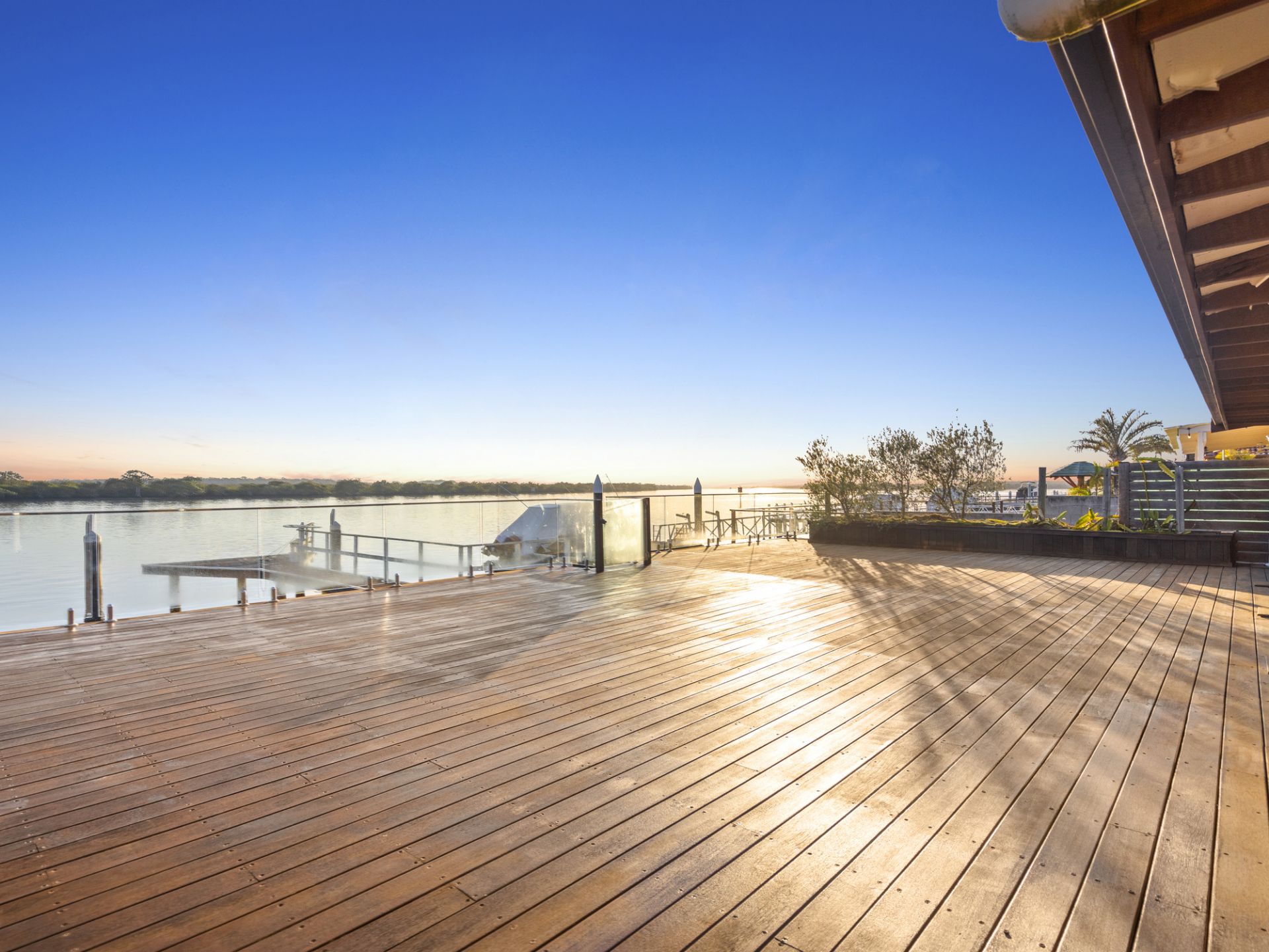 18 The Esplanade, Jacobs Well Amir Prestige Group