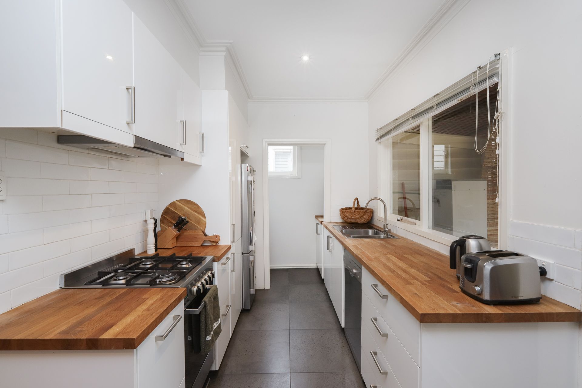 12 Deakin Street Yarraville VIC, Yarraville - Thumbnail 7