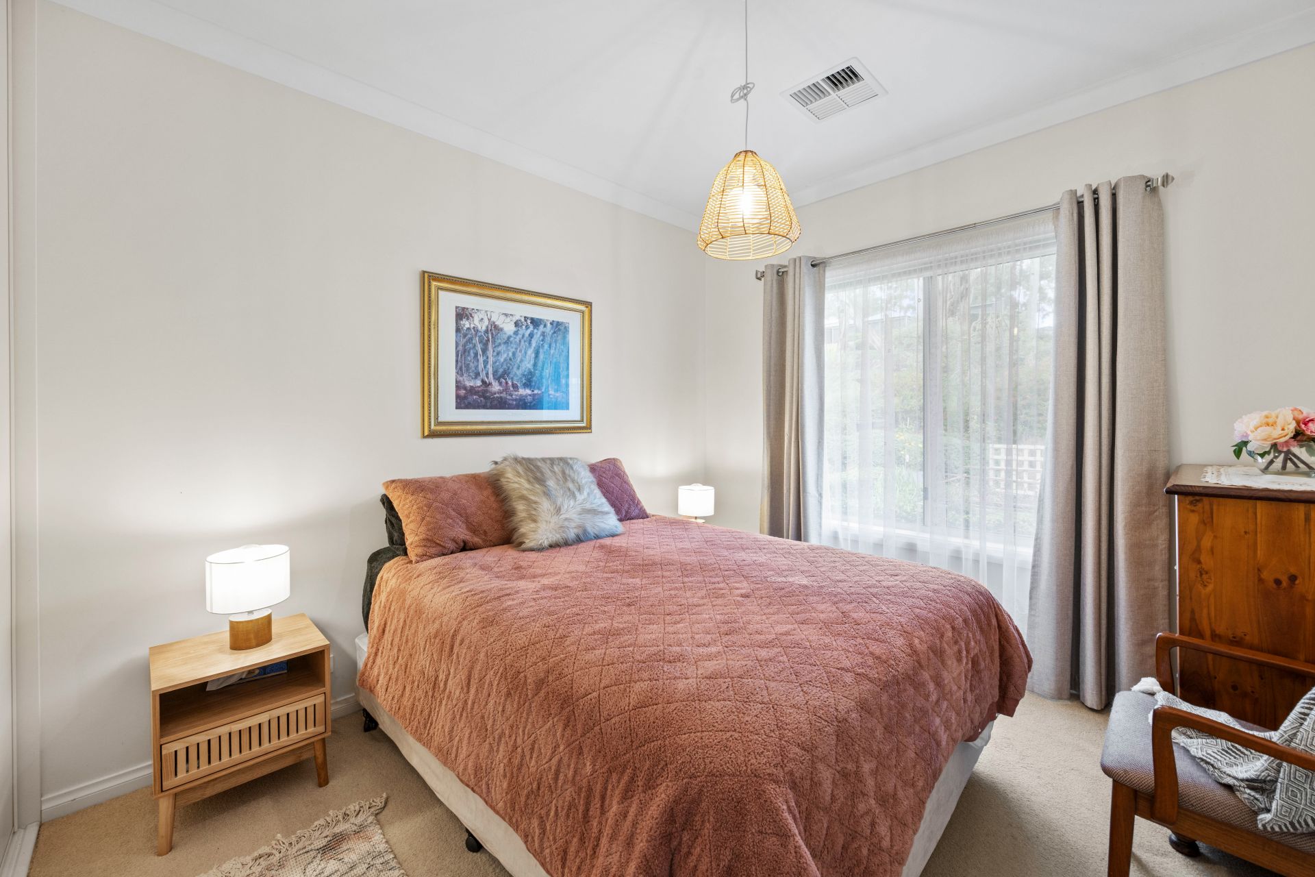 20 Hillcrest Court, Littlehampton Adcock Real Estate