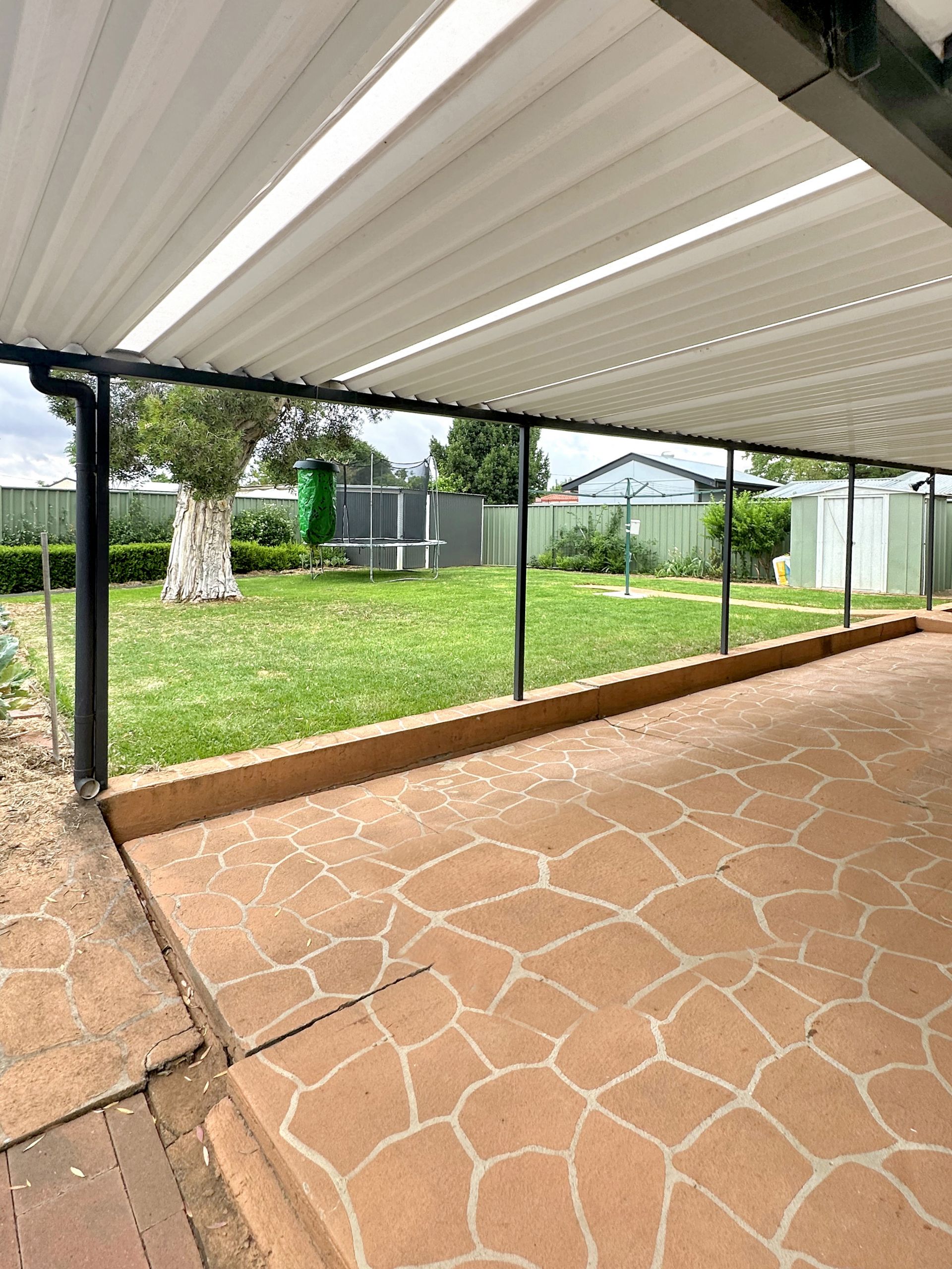 15 Margaret Crescent, Dubbo Bob Berry Real Estate