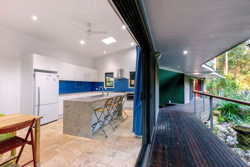 31 De Zen Road, Palmview