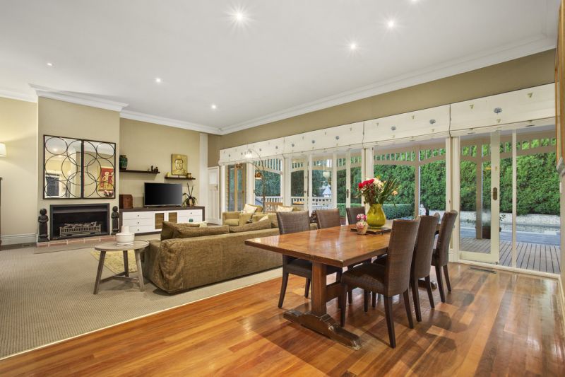 17 Albany Crescent, Surrey Hills - Thumbnail 2