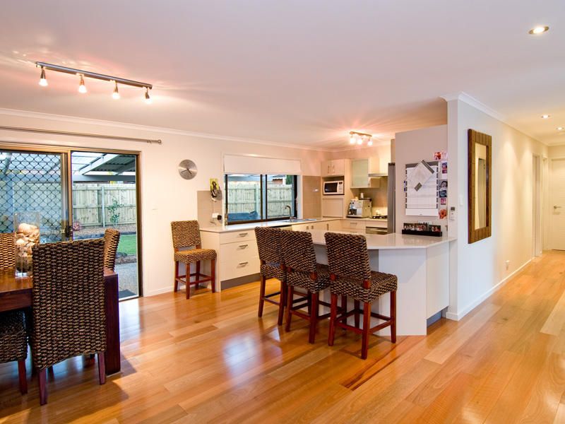 60 Ocean View Drive MOOLOOLABA QLD, Mooloolaba - Thumbnail 3
