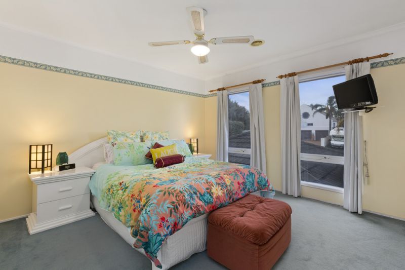 1 George Bass Avenue, Endeavour Hills - Thumbnail 5