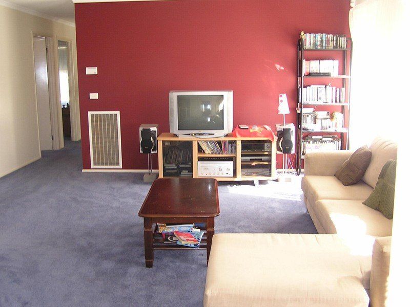 21 Old Hall Drive, Caroline Springs - Thumbnail 7