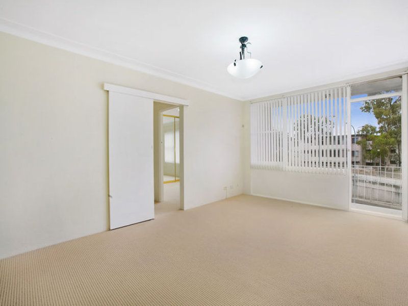 4/11-13 Longueville Road, LANE COVE NSW, 4/11-13 Longueville Road Lane Cove - Thumbnail 3