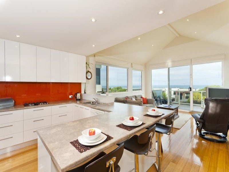 2/143 The Terrace OCEAN GROVE VIC, Ocean Grove - Thumbnail 2