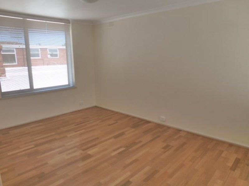 Refurbished & In Great Location!