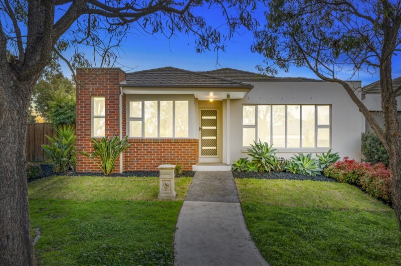 6 Lustre Close, Epping