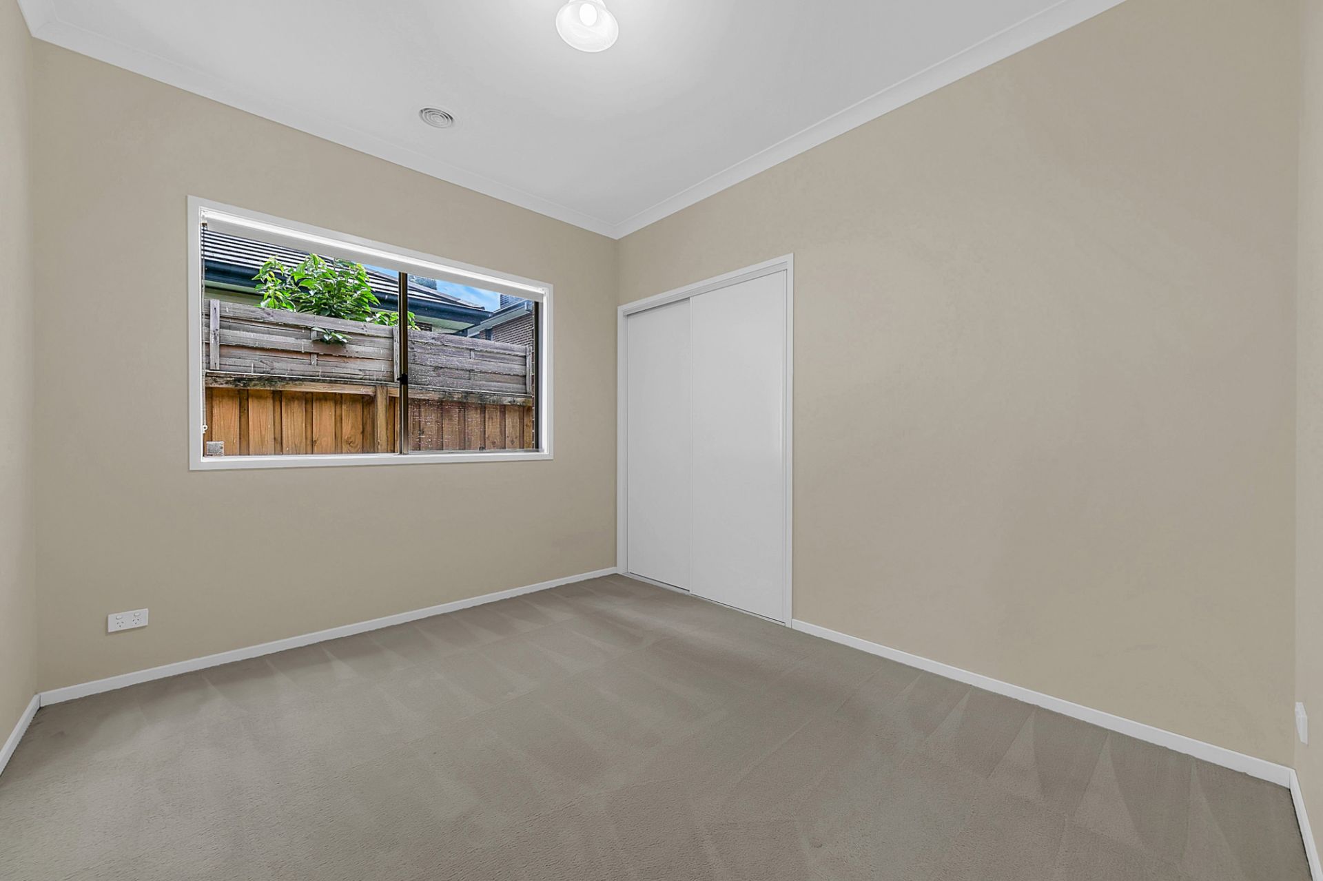 Stunning 3-Bedroom & Rumpus & Study Family Home in Epping – Spacious and Secure Living!