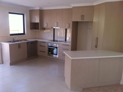 2/19 Parker Street, DEVONPORT, Devonport - Thumbnail 3