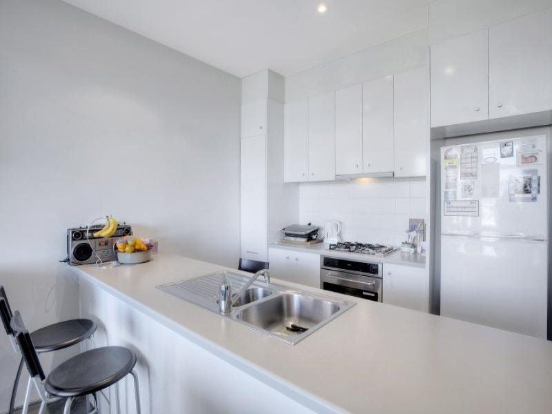 302/270 King Street MELBOURNE VIC, Melbourne - Thumbnail 2