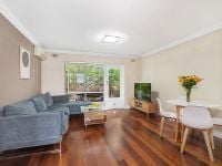 9/4 Banksia Street, Botany