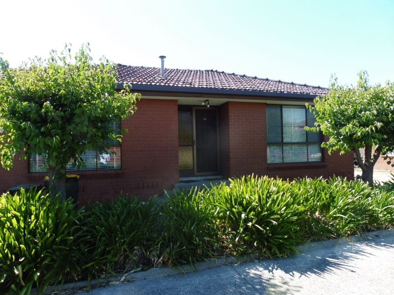 10/3 MacKey Street, Lalor