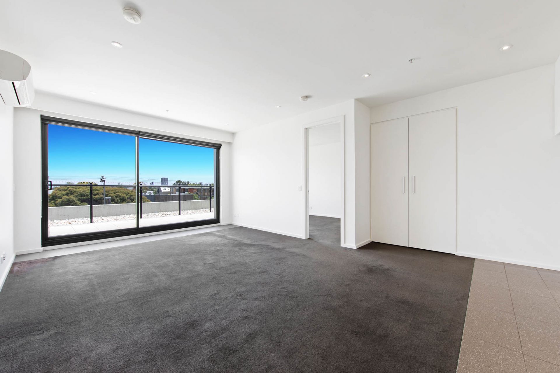 205/433 Inkerman Road, St Kilda East - Thumbnail 2