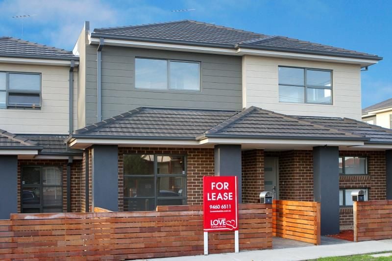 8/977 High Street, Reservoir