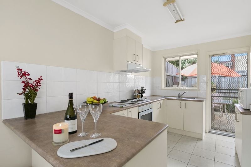 Unit 3/47-49 Geelong Road, Torquay - Thumbnail 4