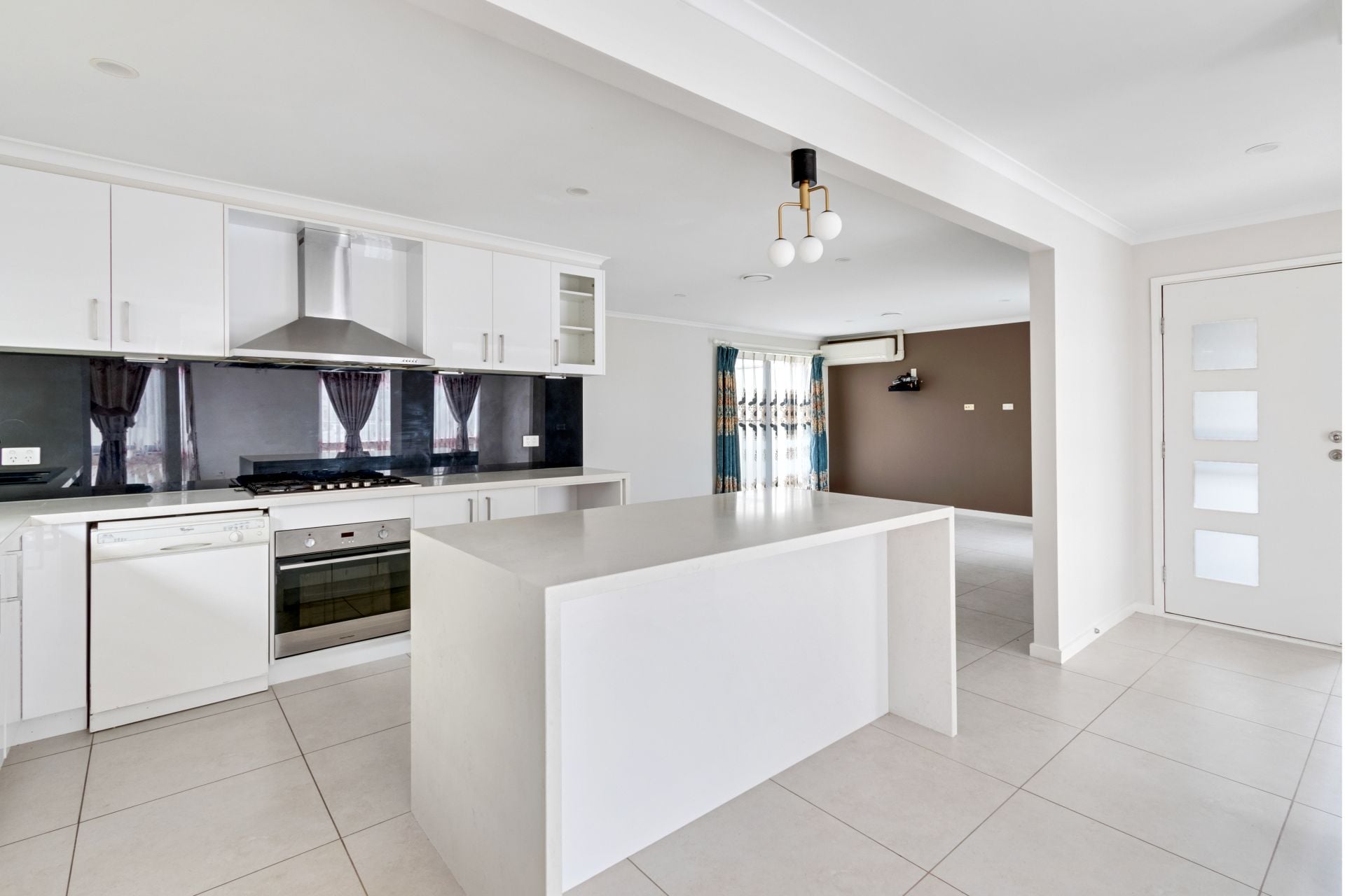 GREAT LOCATION & QUALITY LIVING!