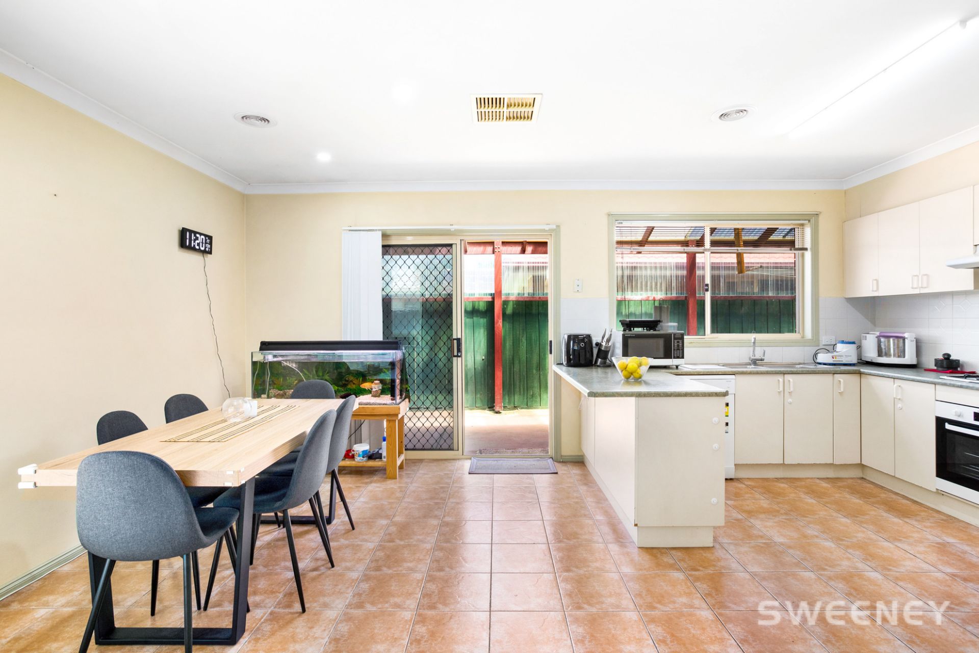 2/3 May Avenue, Altona Meadows - Thumbnail 6