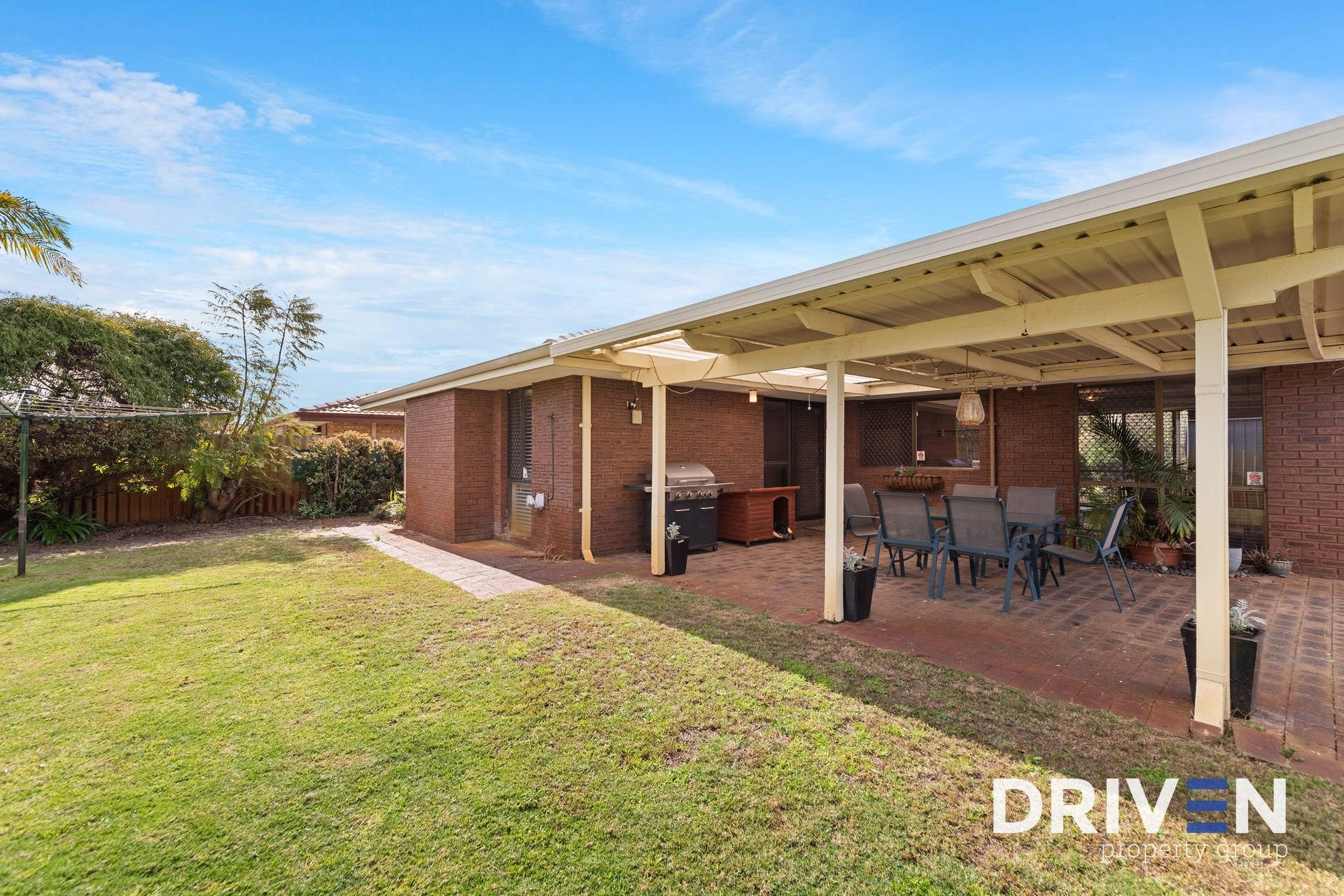 Real Estate For Sale 51 Glencairn Way Parkwood , WA