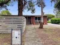 6 Skua Court, Blind Bight VIC