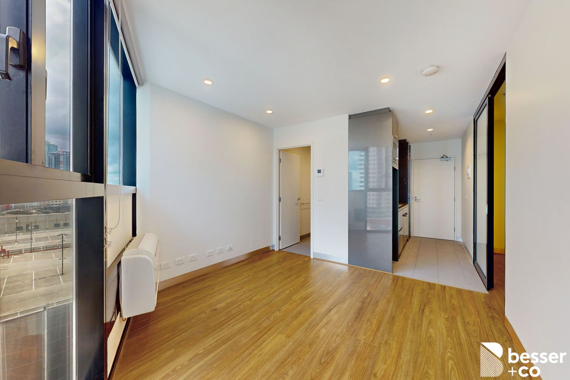 1104/33 Clarke Street, Southbank - Thumbnail 7